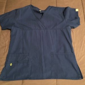 Wonder Wink Scrub top